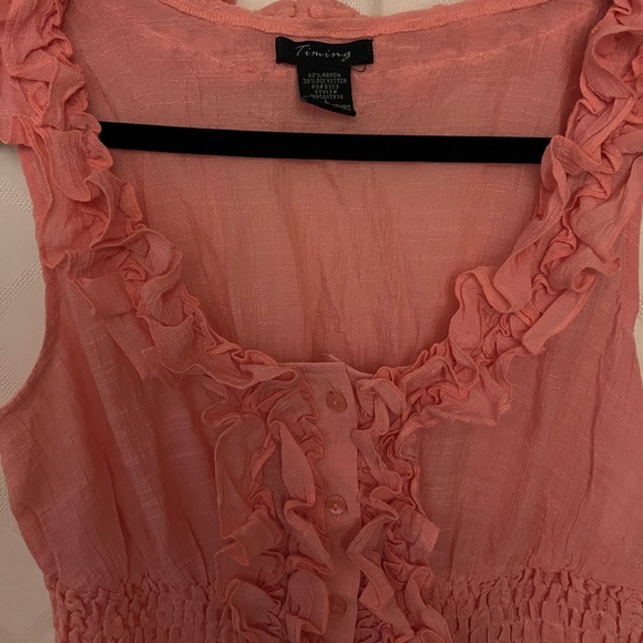 Women’s Ruffled top - Picture 2 of 9